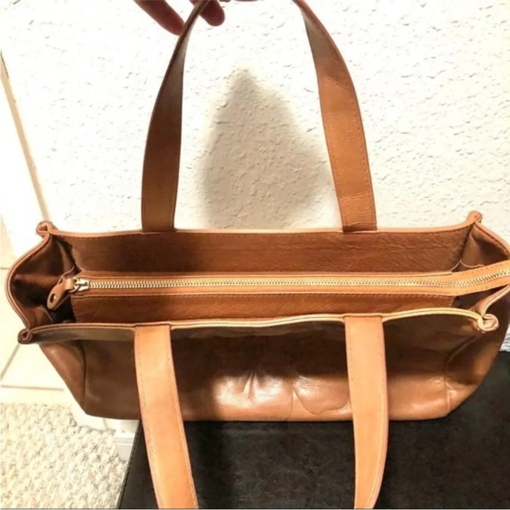 Anne Fontaine Signature Embossed Flower Leather Tote shoulder Bag.